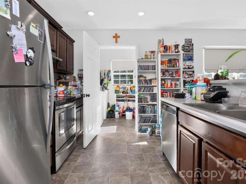 2454 Oak Valley Lane, Maiden, NC 28650.  MLS# CAR4428248, YatesRealty ID 53475. 
