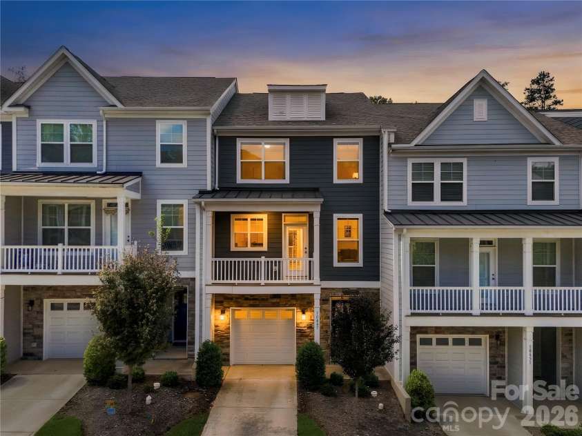 10447 Glenmere Creek Circle, Charlotte, NC 28262.  MLS# CAR4424069, YatesRealty ID 53478. 