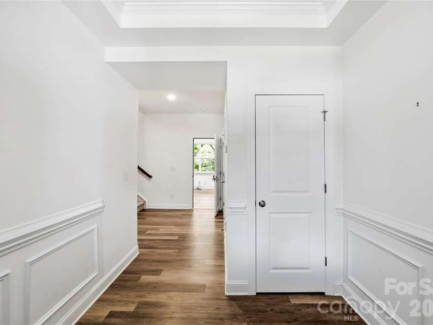 10447 Glenmere Creek Circle, Charlotte, NC 28262.  MLS# CAR4424069, YatesRealty ID 53478. 