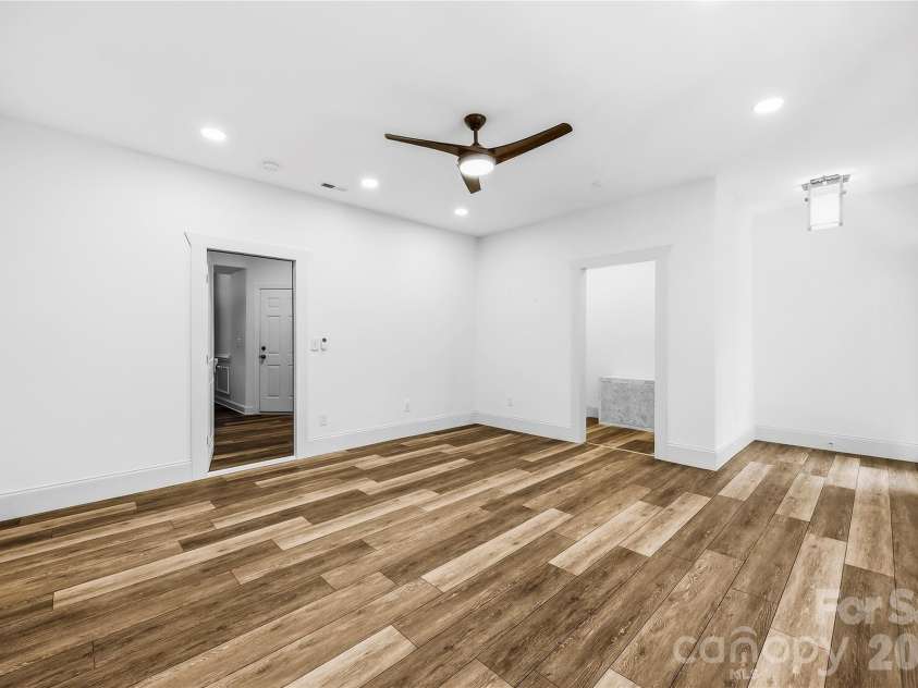 10447 Glenmere Creek Circle, Charlotte, NC 28262.  MLS# CAR4424069, YatesRealty ID 53478. 
