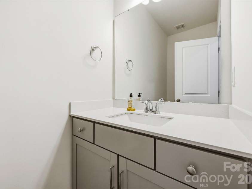 10447 Glenmere Creek Circle, Charlotte, NC 28262.  MLS# CAR4424069, YatesRealty ID 53478. 