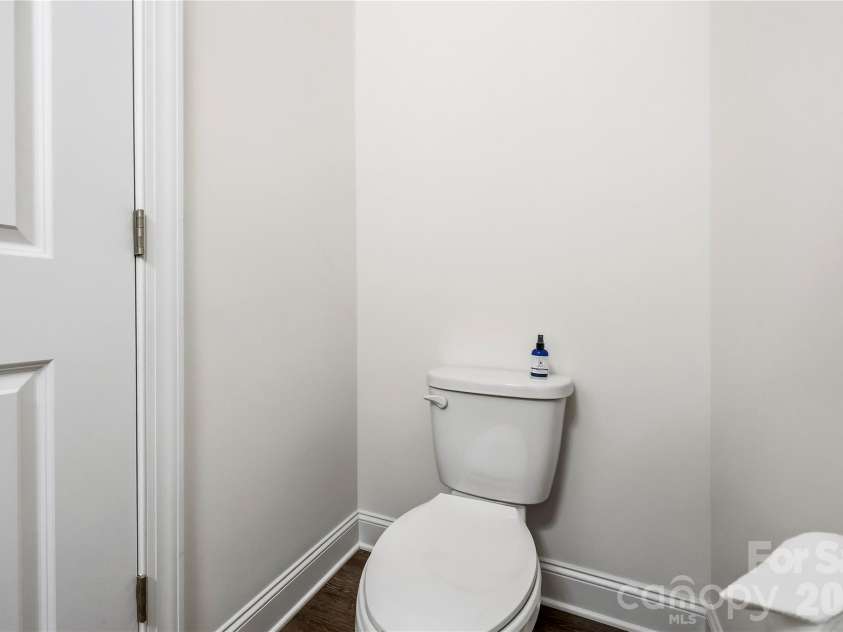10447 Glenmere Creek Circle, Charlotte, NC 28262.  MLS# CAR4424069, YatesRealty ID 53478. 
