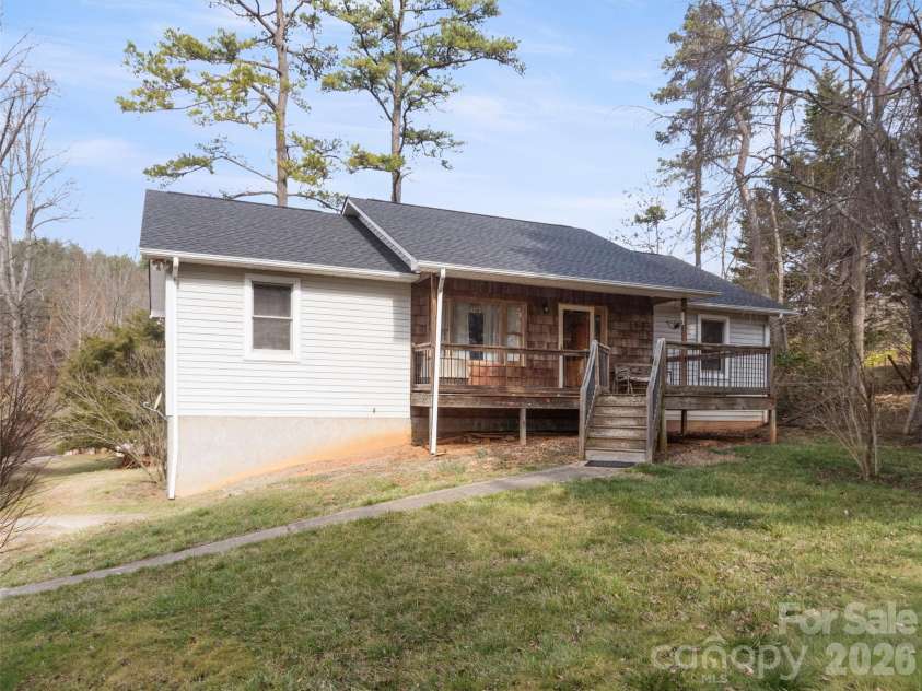 37 Harold Sluder Road, Alexander, NC 28701.  MLS# CAR4346613, YatesRealty ID 5348. 