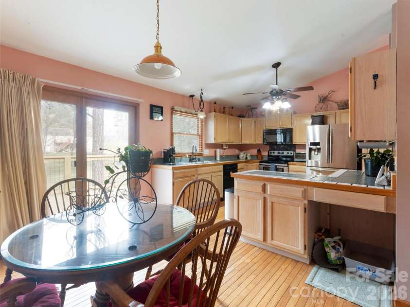37 Harold Sluder Road, Alexander, NC 28701.  MLS# CAR4346613, YatesRealty ID 5348. 