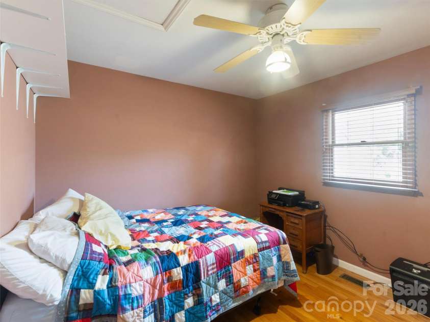 37 Harold Sluder Road, Alexander, NC 28701.  MLS# CAR4346613, YatesRealty ID 5348. 