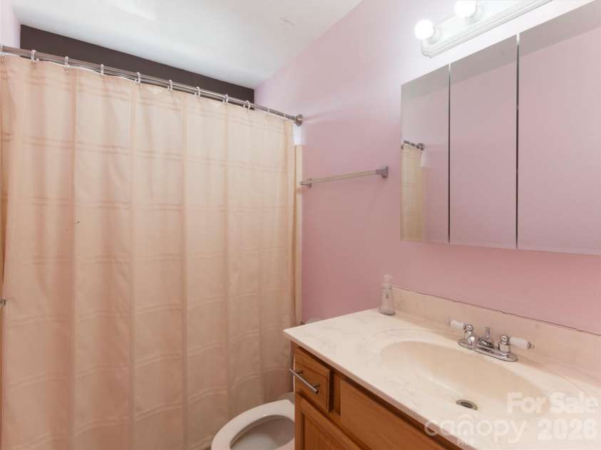 37 Harold Sluder Road, Alexander, NC 28701.  MLS# CAR4346613, YatesRealty ID 5348. 