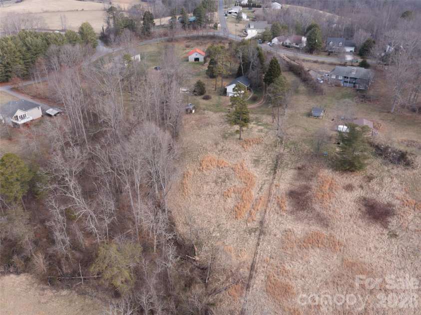 37 Harold Sluder Road, Alexander, NC 28701.  MLS# CAR4346613, YatesRealty ID 5348. 