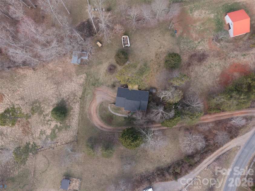 37 Harold Sluder Road, Alexander, NC 28701.  MLS# CAR4346613, YatesRealty ID 5348. 