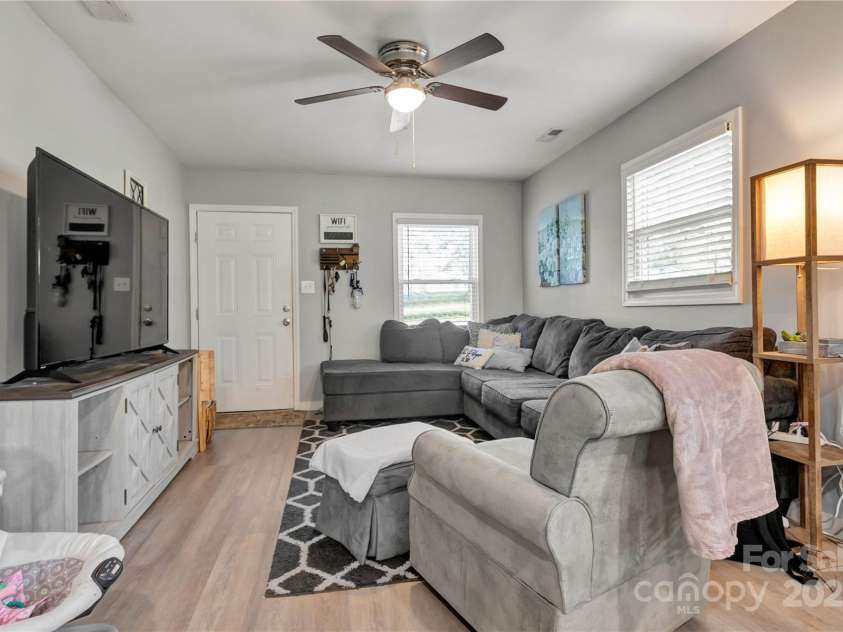 501 Inman Avenue, Bessemer City, NC 28016.  MLS# CAR4240560, YatesRealty ID 5348. 