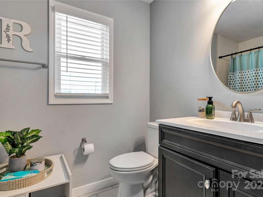 501 Inman Avenue, Bessemer City, NC 28016.  MLS# CAR4240560, YatesRealty ID 5348. 