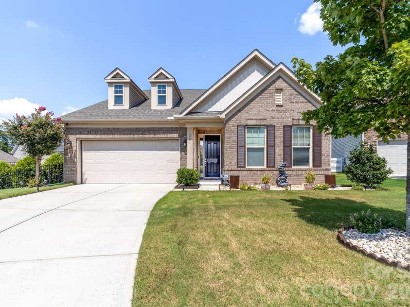 447 Fir Tree Court, Concord, NC 28027.  MLS# CAR4429179, YatesRealty ID 53488. 