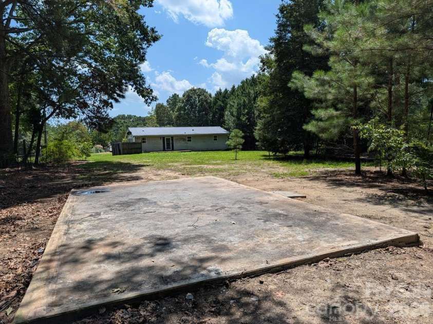 1859 Rollins Drive, Catawba, NC 28609.  MLS# CAR4429198, YatesRealty ID 53489. 