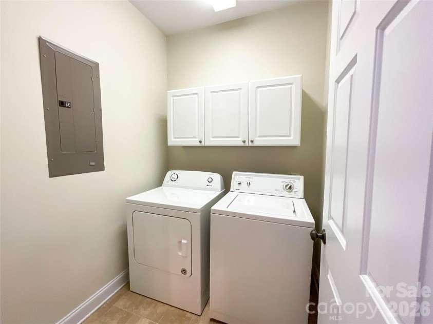 1406 Kent Court, Monroe, NC 28110.  MLS# CAR4357976, YatesRealty ID 5349. 