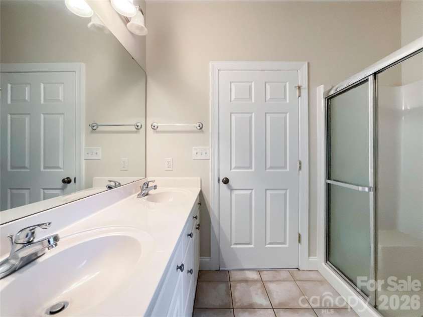 1406 Kent Court, Monroe, NC 28110.  MLS# CAR4357976, YatesRealty ID 5349. 