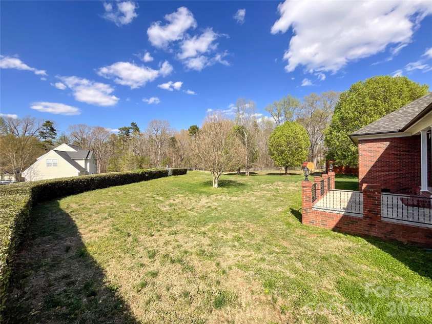 1406 Kent Court, Monroe, NC 28110.  MLS# CAR4357976, YatesRealty ID 5349. 