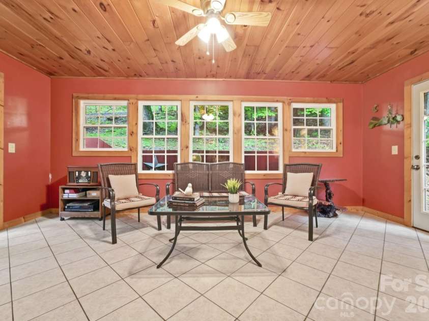 1424 Big Cove Road, Waynesville, NC 28786.  MLS# CAR4418496, YatesRealty ID 53492. 