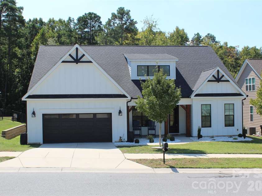 2423 Baxter Place, Concord, NC 28025.  MLS# CAR4429182, YatesRealty ID 53493. 