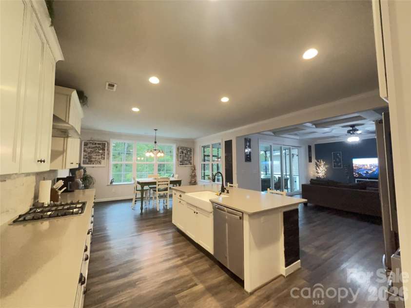 2423 Baxter Place, Concord, NC 28025.  MLS# CAR4429182, YatesRealty ID 53493. 
