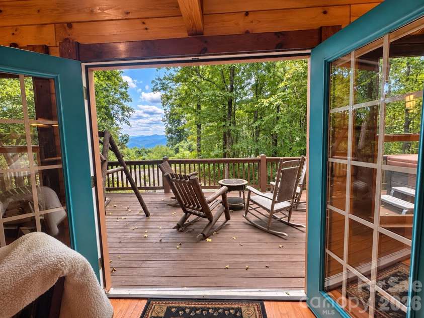30 Baguette Boulevard, Waynesville, NC 28785.  MLS# CAR4427125, YatesRealty ID 53494. 
