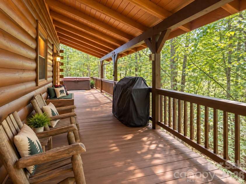 30 Baguette Boulevard, Waynesville, NC 28785.  MLS# CAR4427125, YatesRealty ID 53494. 