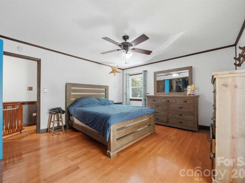 1924 Braswell Place, Lenoir, NC 28645.  MLS# CAR4410995, YatesRealty ID 53495. 