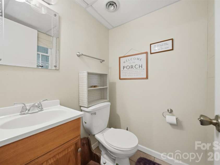1924 Braswell Place, Lenoir, NC 28645.  MLS# CAR4410995, YatesRealty ID 53495. 