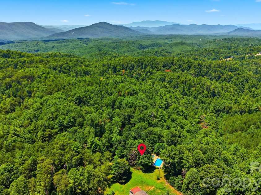 1924 Braswell Place, Lenoir, NC 28645.  MLS# CAR4410995, YatesRealty ID 53495. 