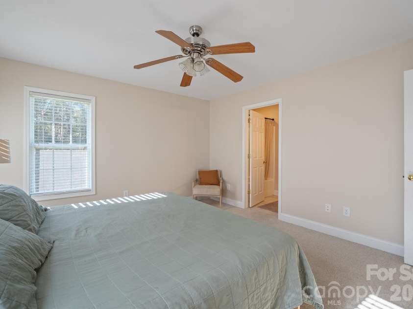 9530 Driftwood Court, Hickory, NC 28601.  MLS# CAR4429180, YatesRealty ID 53497. 