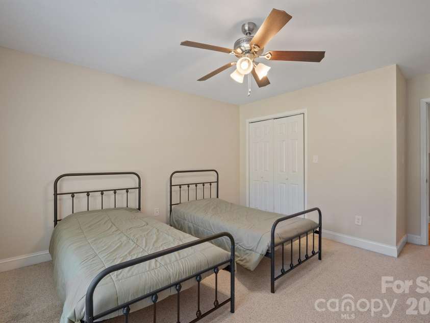 9530 Driftwood Court, Hickory, NC 28601.  MLS# CAR4429180, YatesRealty ID 53497. 