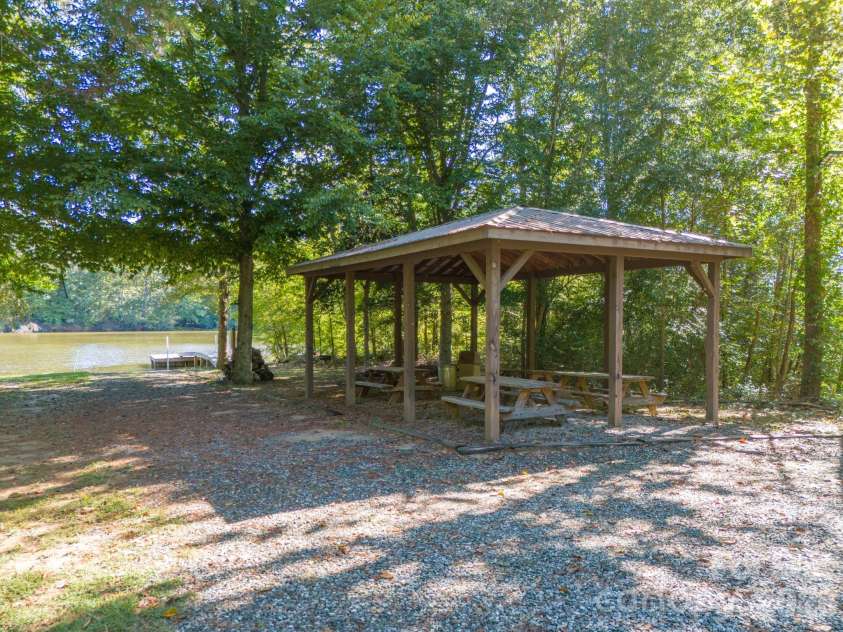 9530 Driftwood Court, Hickory, NC 28601.  MLS# CAR4429180, YatesRealty ID 53497. 