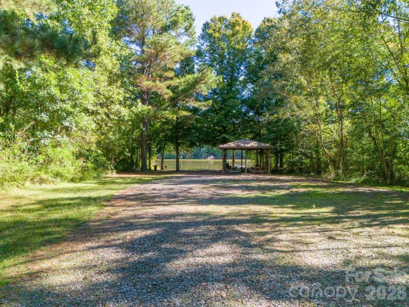 9530 Driftwood Court, Hickory, NC 28601.  MLS# CAR4429180, YatesRealty ID 53497. 