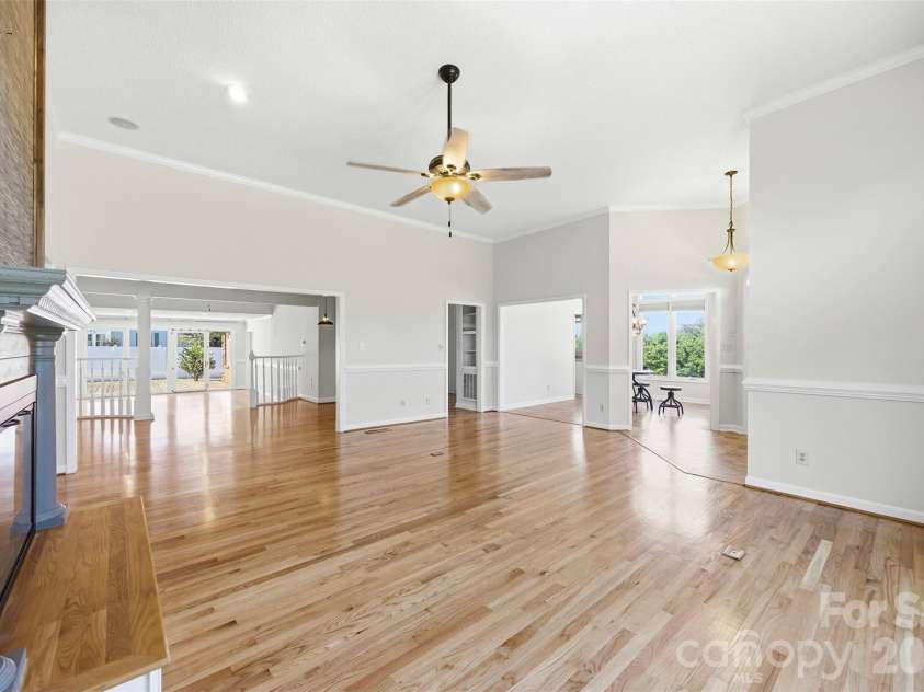 100 Country Creek Drive, Kings Mountain, NC 28086.  MLS# CAR4428896, YatesRealty ID 53498. 
