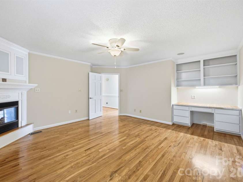 100 Country Creek Drive, Kings Mountain, NC 28086.  MLS# CAR4428896, YatesRealty ID 53498. 