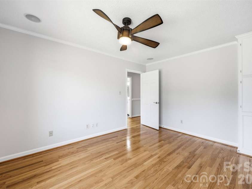 100 Country Creek Drive, Kings Mountain, NC 28086.  MLS# CAR4428896, YatesRealty ID 53498. 