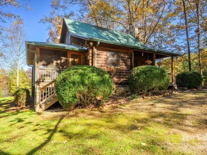 87 Prater Cove Road, Franklin, NC 28734.  MLS# CAR4322488, YatesRealty ID 535. 