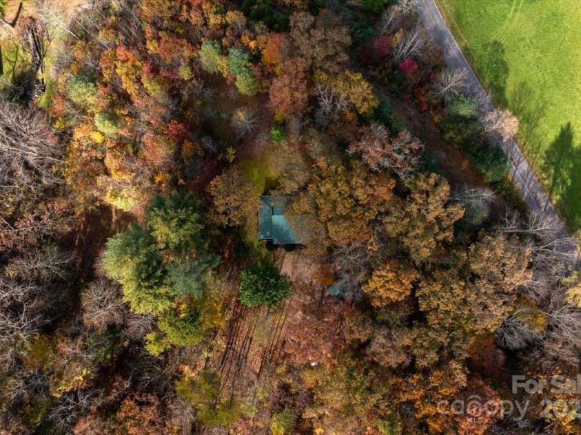 87 Prater Cove Road, Franklin, NC 28734.  MLS# CAR4322488, YatesRealty ID 535. 