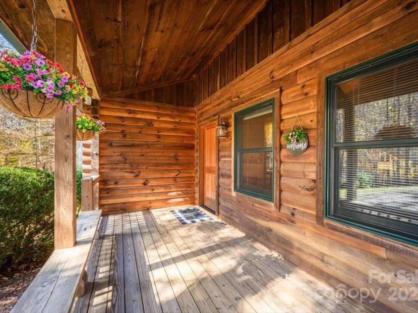 87 Prater Cove Road, Franklin, NC 28734.  MLS# CAR4322488, YatesRealty ID 535. 