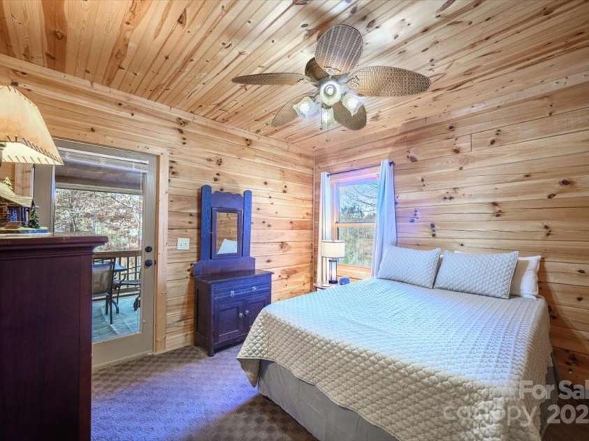 87 Prater Cove Road, Franklin, NC 28734.  MLS# CAR4322488, YatesRealty ID 535. 