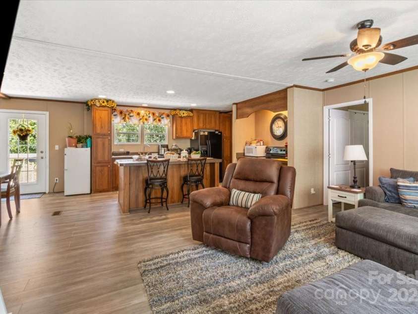 132 Bailey Mountain Road, Mars Hill, NC 28754.  MLS# CAR4288819, YatesRealty ID 5350. 