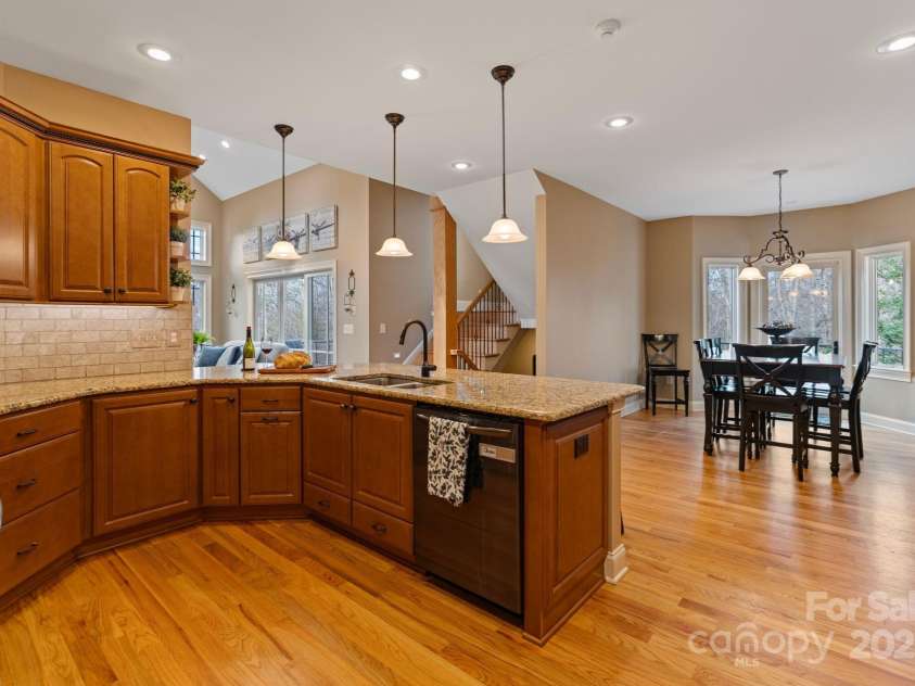 3196 Stonemill Path, Sherrills Ford, NC 28673.  MLS# CAR4235401, YatesRealty ID 5350. SEMI OPEN CONCEPT