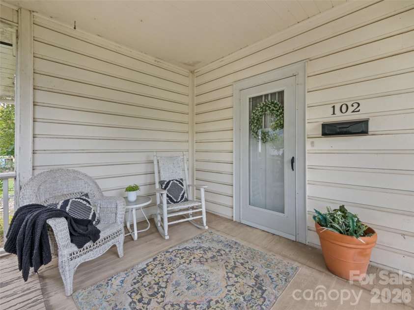 102 Marshall Street, Waynesville, NC 28786.  MLS# CAR4429237, YatesRealty ID 53501. 