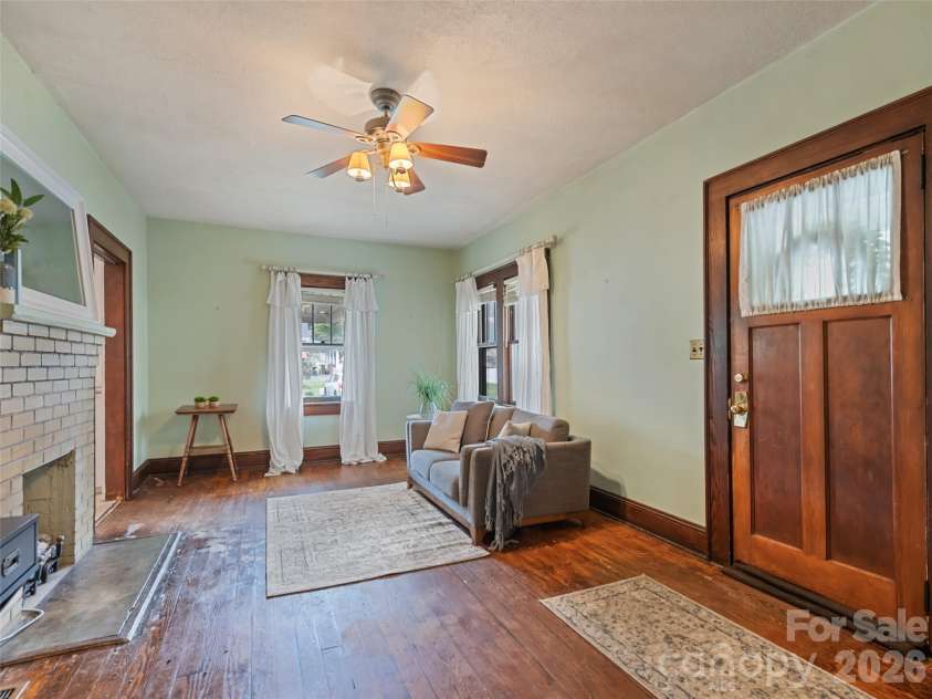 102 Marshall Street, Waynesville, NC 28786.  MLS# CAR4429237, YatesRealty ID 53501. 