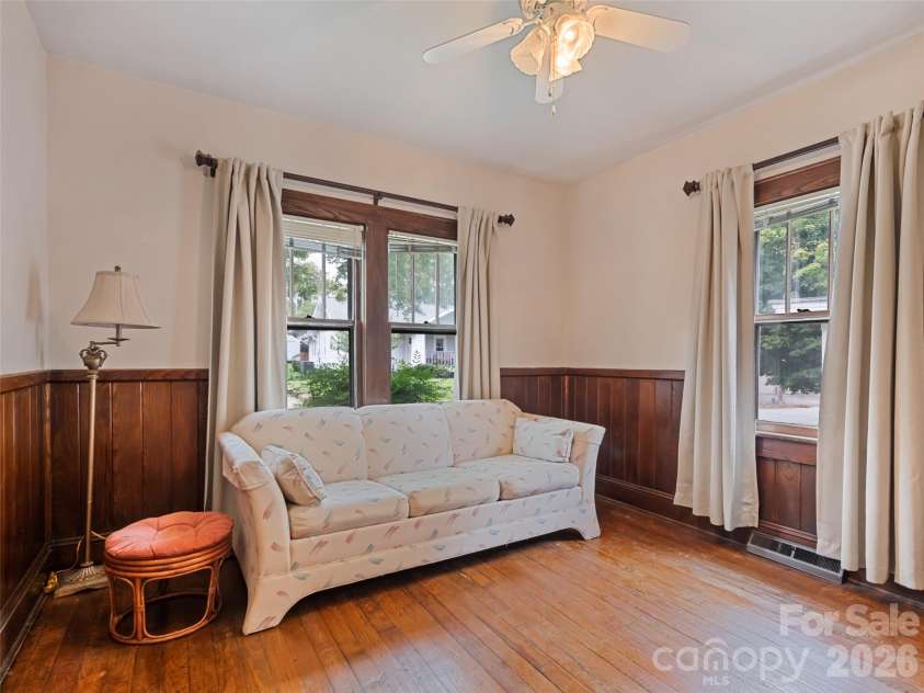 102 Marshall Street, Waynesville, NC 28786.  MLS# CAR4429237, YatesRealty ID 53501. 