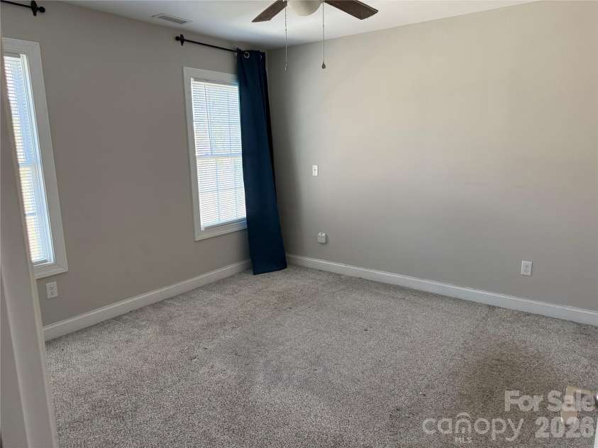1084 20th Street, Hickory, NC 28601.  MLS# CAR4429249, YatesRealty ID 53502. 