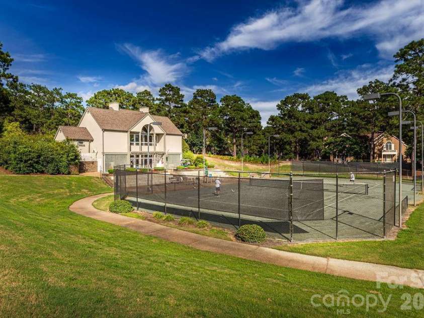 16 Bally Bunion Lane, Pinehurst, NC 28374.  MLS# CAR4429084, YatesRealty ID 53503. Tennis Complex