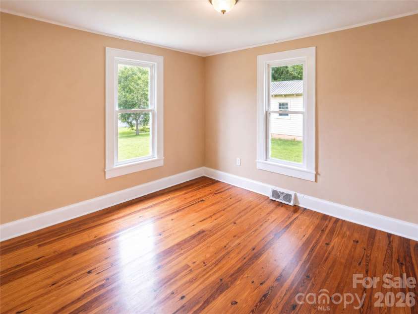 1173 Piedmont Road, Morganton, NC 28655.  MLS# CAR4429263, YatesRealty ID 53504. 
