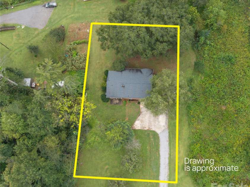 1173 Piedmont Road, Morganton, NC 28655.  MLS# CAR4429263, YatesRealty ID 53504. 