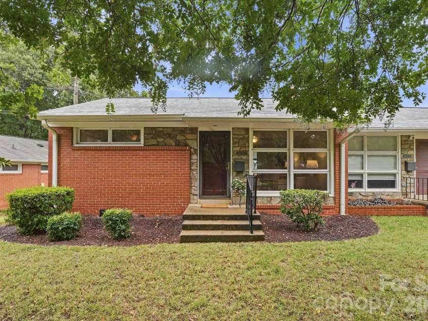 4206 Randolph Road, Charlotte, NC 28211.  MLS# CAR4422811, YatesRealty ID 53508. Front exterior