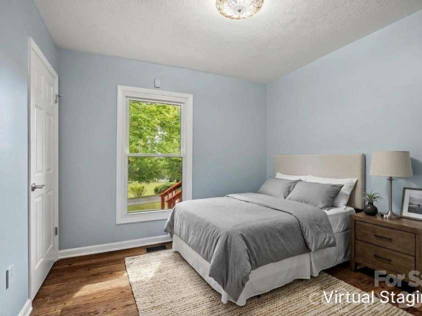 431 Pine Ridge Road, Mars Hill, NC 28754.  MLS# CAR4429293, YatesRealty ID 53509. Virtually Staged