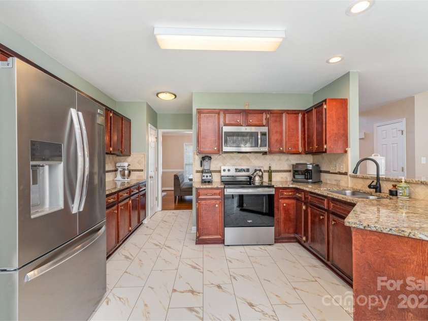 591 Highland Ridge Road, Mooresville, NC 28115.  MLS# CAR4244322, YatesRealty ID 5351. 
